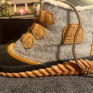 Sorel Gray and Brown Winter Boots